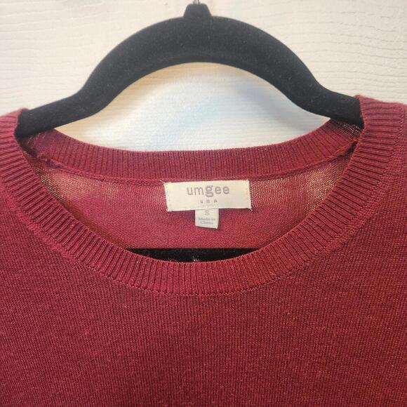 Umgee USA Women's Layered Sweater Top with Lace Trim- Small - Picture 4 of 9